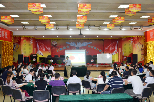仁和干?；貭t深造班順利結(jié)業(yè) (1)_副本.jpg